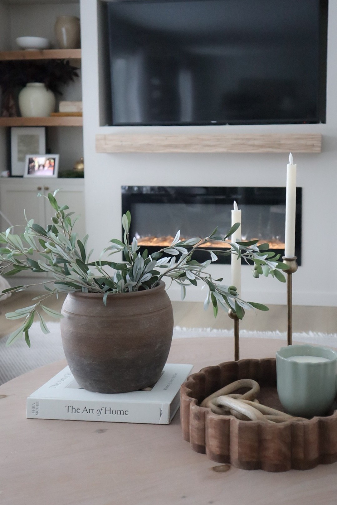 Coffee table decor 

#LTKHome #LTKFindsUnder50 #LTKFindsUnder100