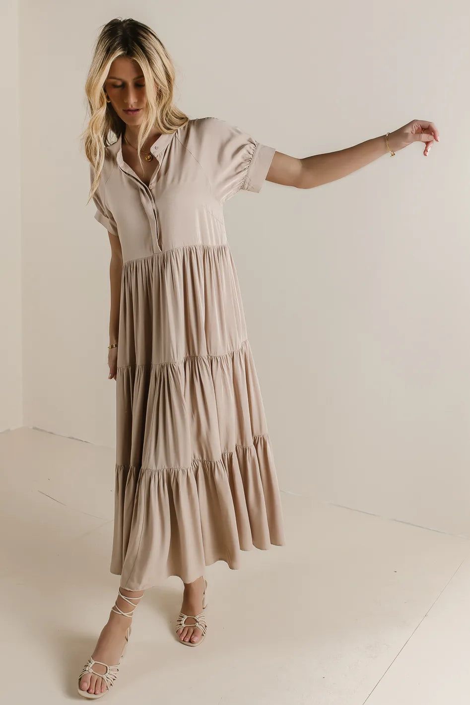 Amanda Tiered Dress in Tan | Bohme