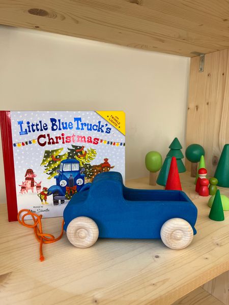 Little blue trucks Christmas. Little blue truck. Kids book  