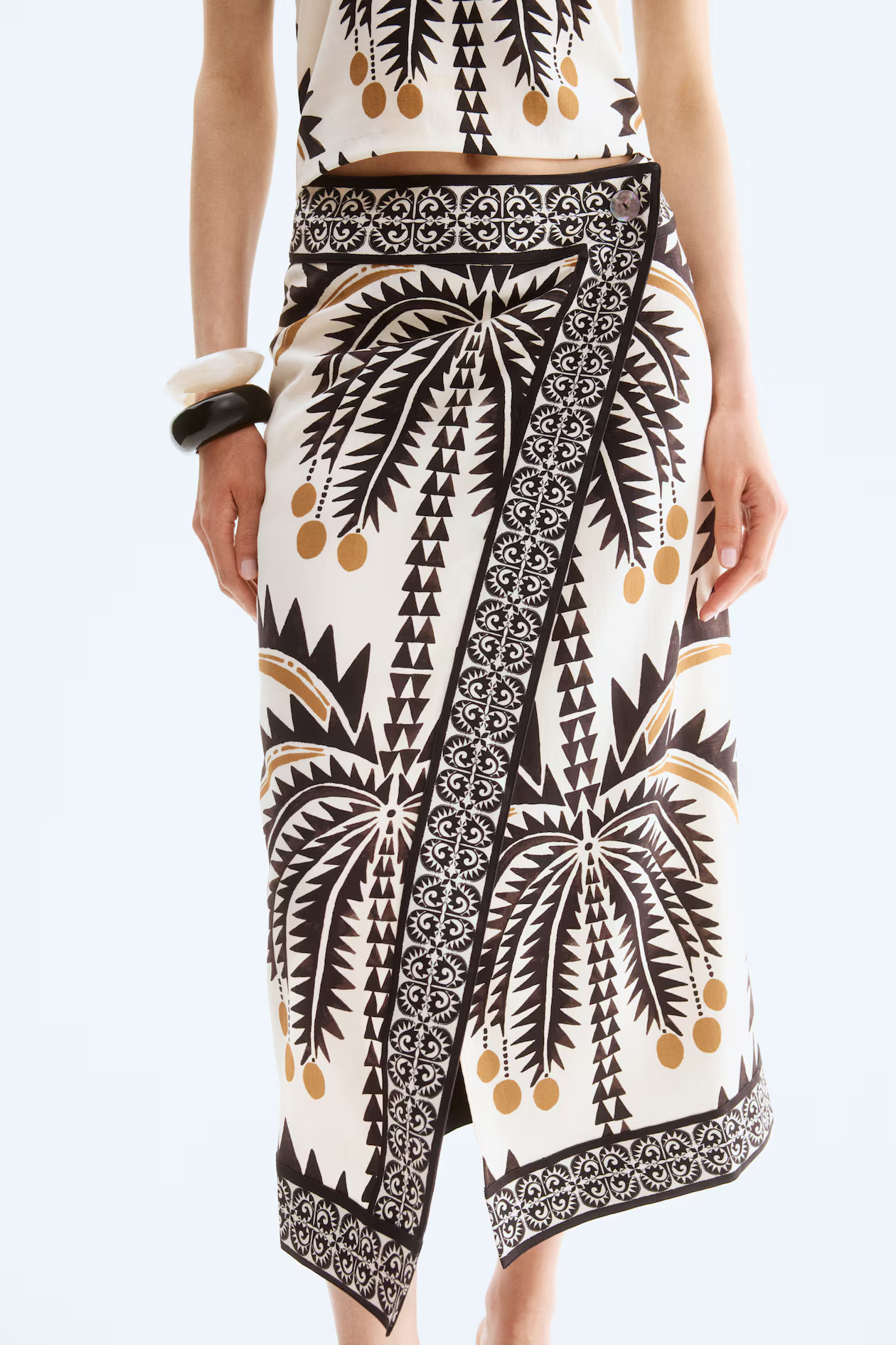 Printed wrap skirt | H&M (UK, MY, IN, SG, PH, TW, HK)