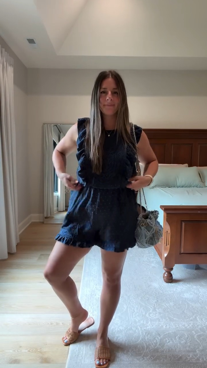 This adorable romper is the perfect outfit for any summer bbq and equally perfect for the 4th of July ❤️🤍💙 comment SHOP for links! 

#ootd #casualchicstyle #casualoutfitideas #summerstyle #summerfashion