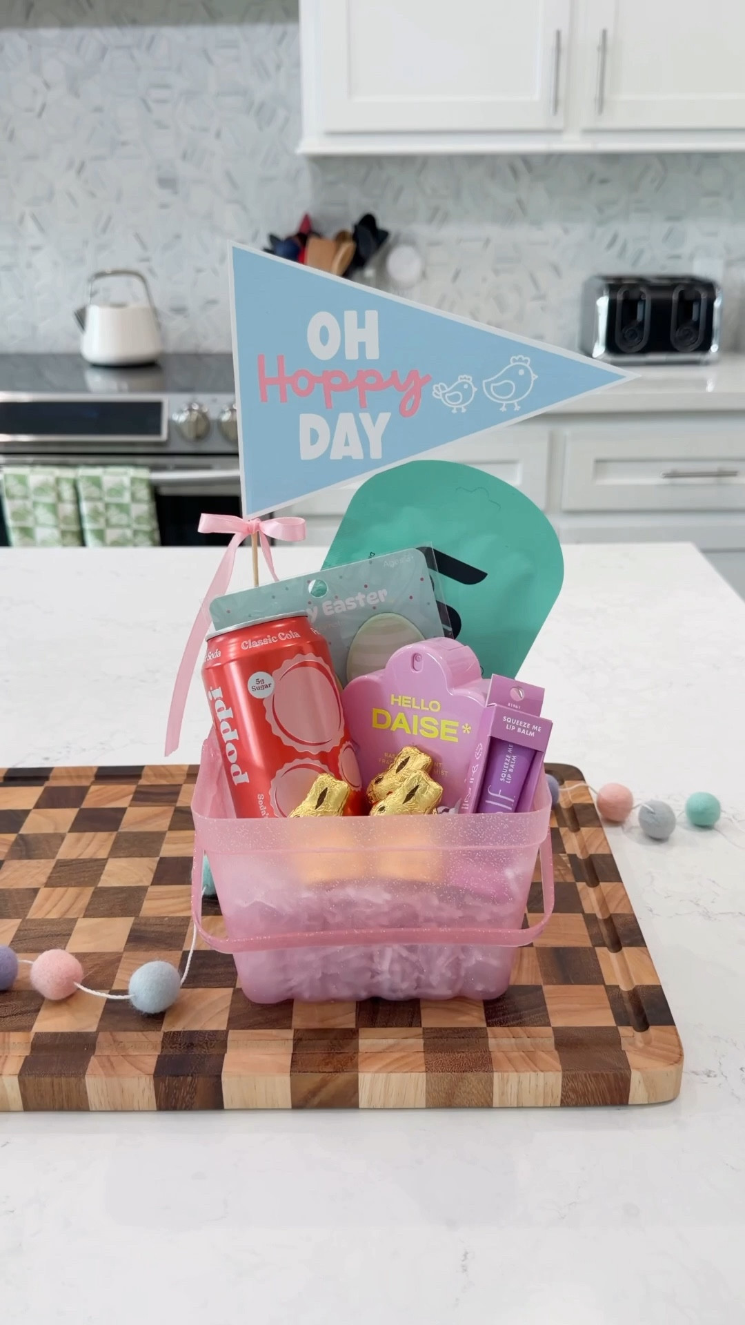 Easter Gift Idea 🐣💕 COMMENT “shop” for the links. 

The sweetest little mini Easter basket gift idea for teachers, tweens or your besties. 🥕

🌷SHARE with your mom friends!

#eastergift #easterbasket #easterbasketideas #teachergift #tweengift easter teacher gifts, tween easter gifts, mini easter basket / 

Flag Printable: https://homemadeheather.com/free-easter-flag-and-tag-printables/

#LTKmomlife #LTKHome #LTKSeasonal