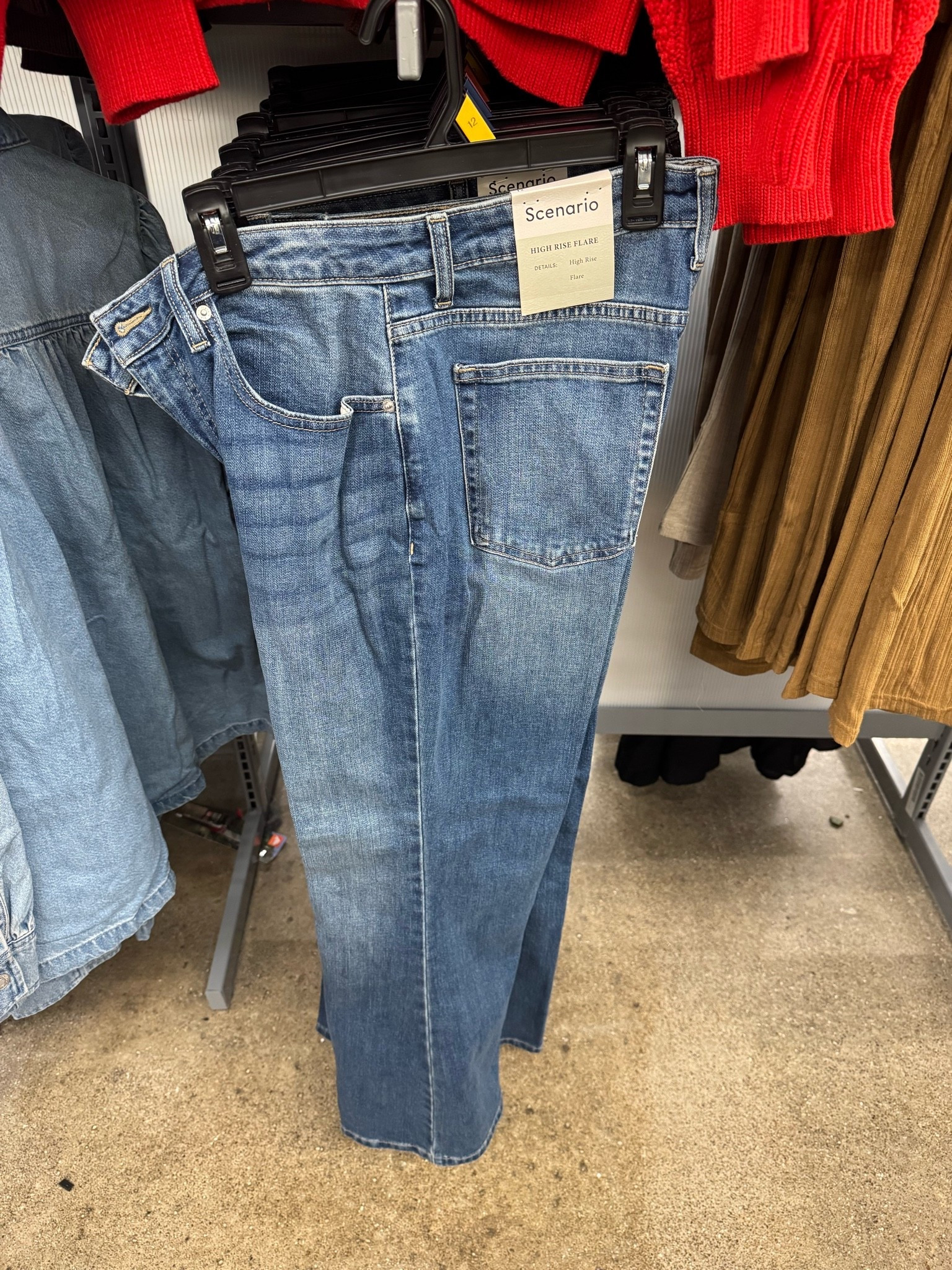 Walmart✨🤎 Scenario Women's High Rise Flare Denim Jeans, Sizes 0-20

#LTKootd #LTKgrwm #LTKSeasonal