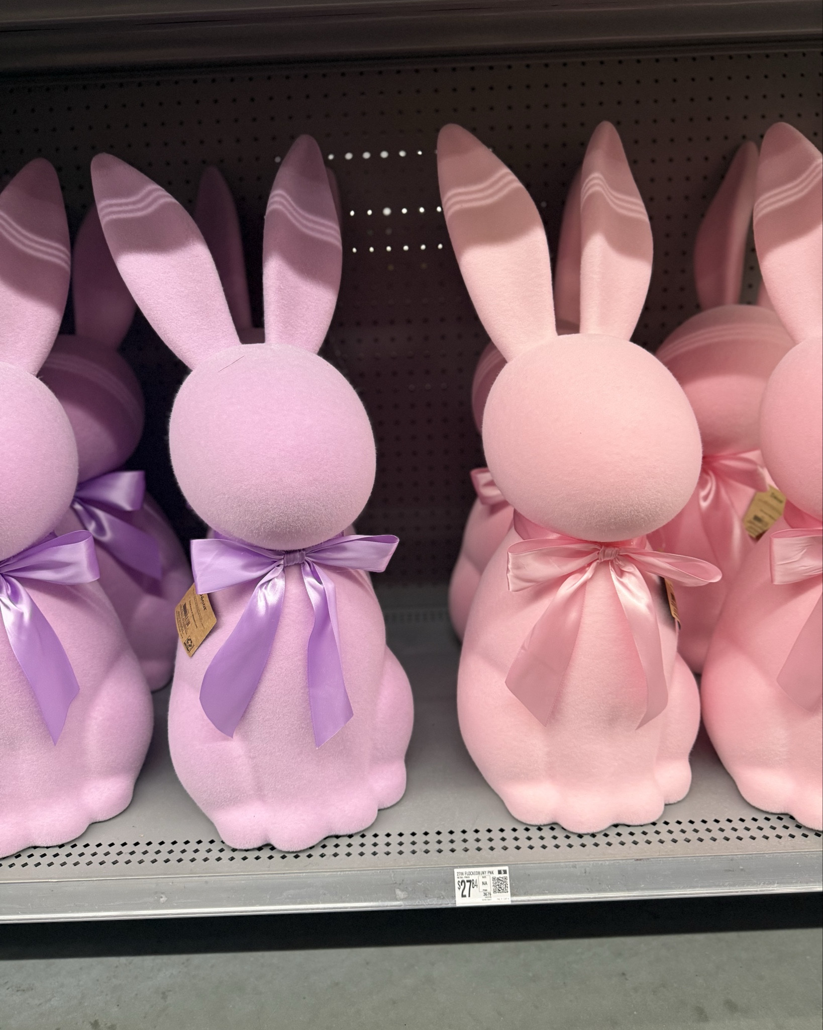 Can we talk about how adorable the Easter stuff is at Walmart right now? 🥹 