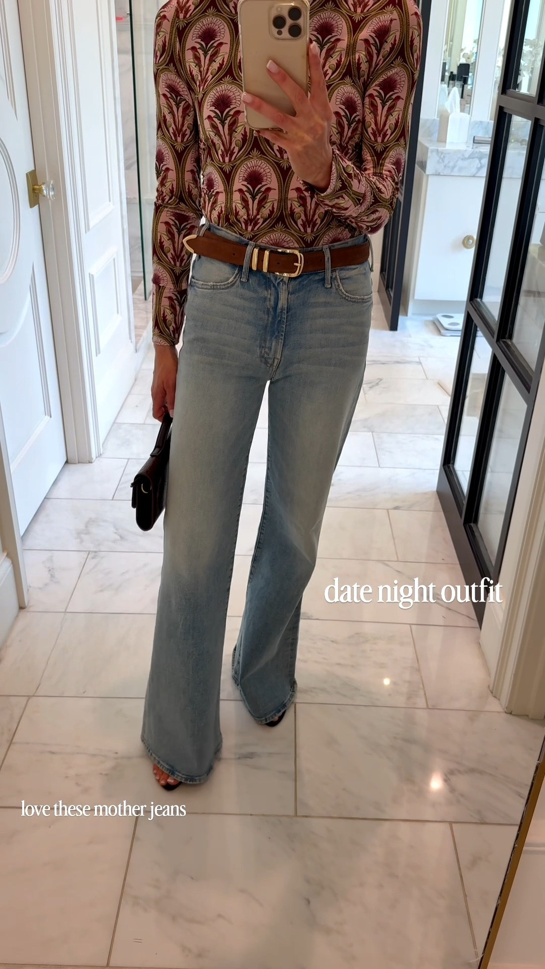 Fall date night look and these jeans are back in stock and so good!