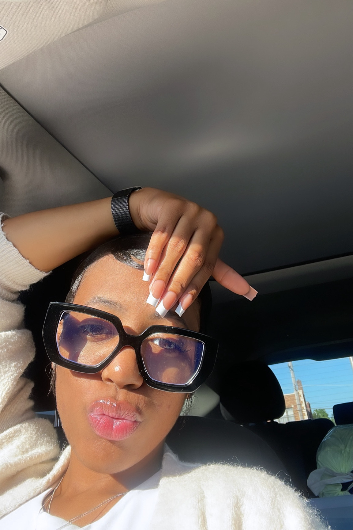 these glasses & nails 10/10

#LTKBeauty #LTKStyleTip