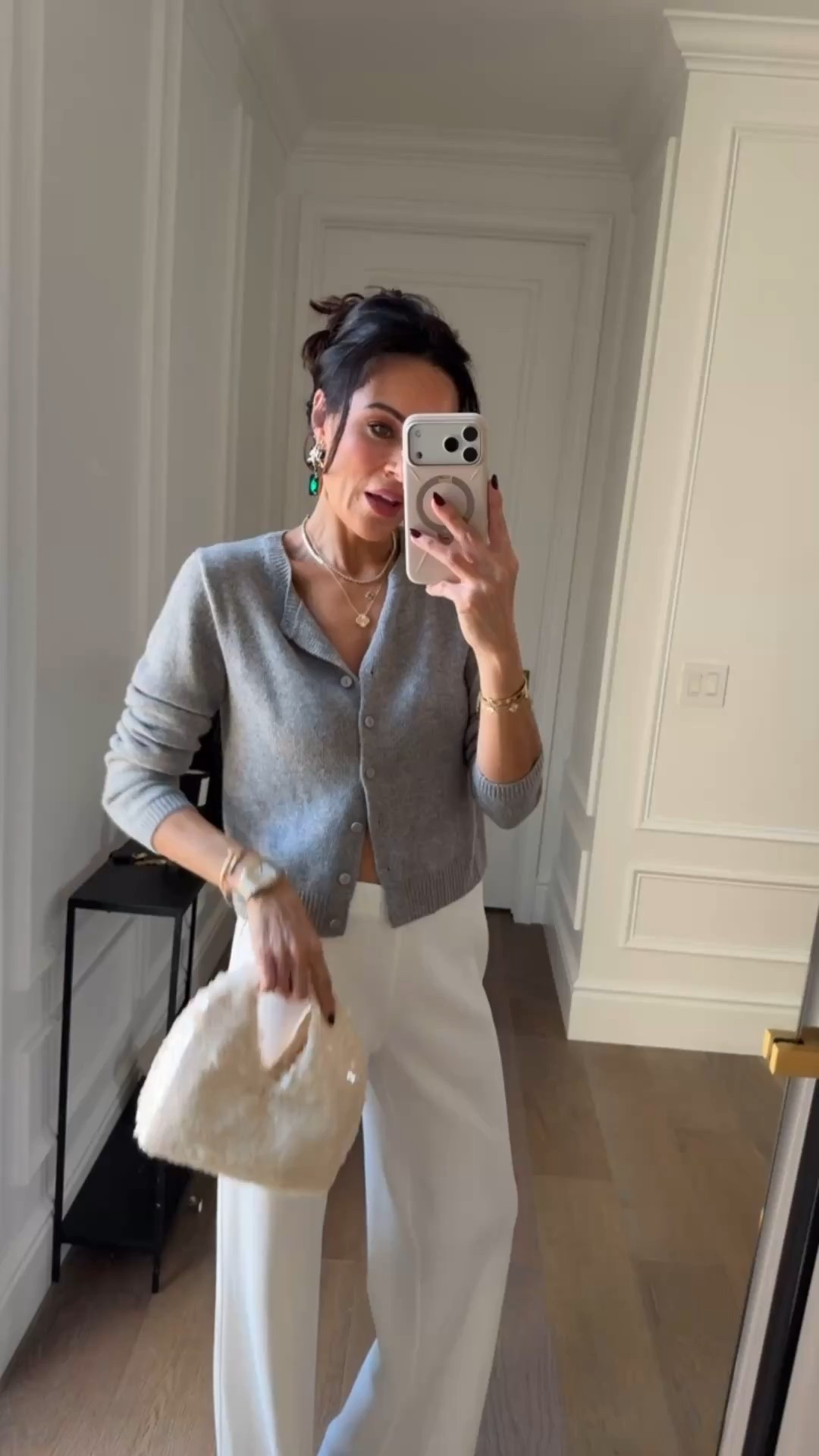 Sharing so many pretty cardigans and sweaters!  Love this reformation one and found a similar for less from Quince! 





Cardigan, sweater, style 

#LTKSeasonal #LTKdayinmylife #LTKOver40