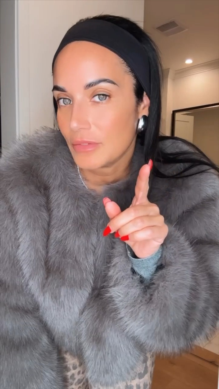 Loving these #Amazon headbands lately 🫶🏽 

#LTKFindsUnder50 #LTKOver40 #LTKStyleTip