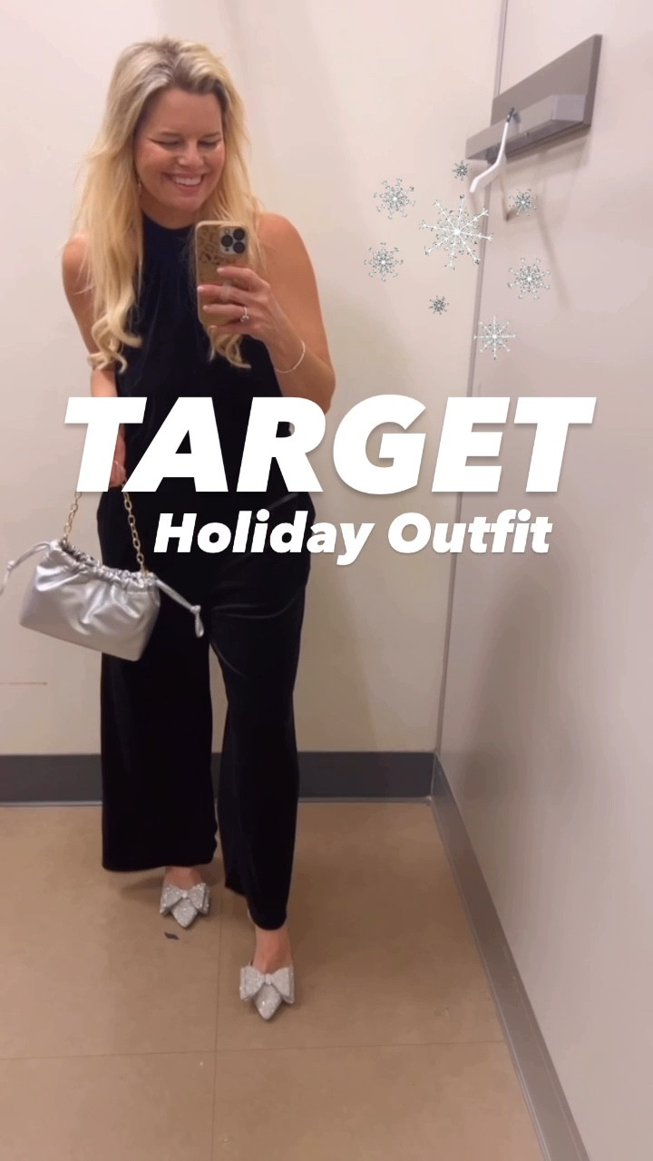 This jumpsuit is sooooooo comfy! Such a cute and comfy holiday outfit! And I love the sparkly bow shoes and silver purse so much! 

#LTKHoliday #LTKGiftGuide #LTKSeasonal