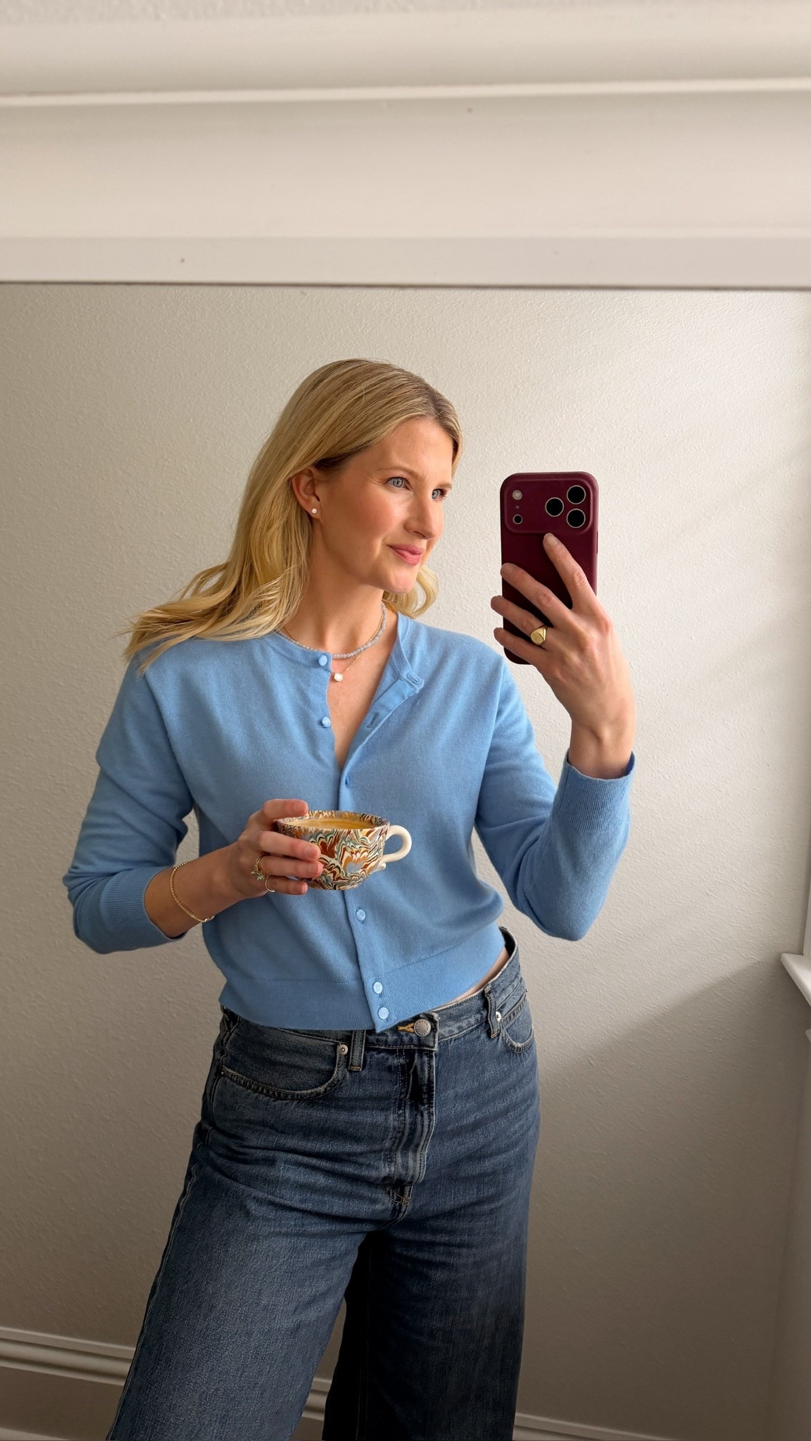 soft knits for a soft launch into the New Year! 

#LTKootd #LTKSeasonal #LTKmomlife