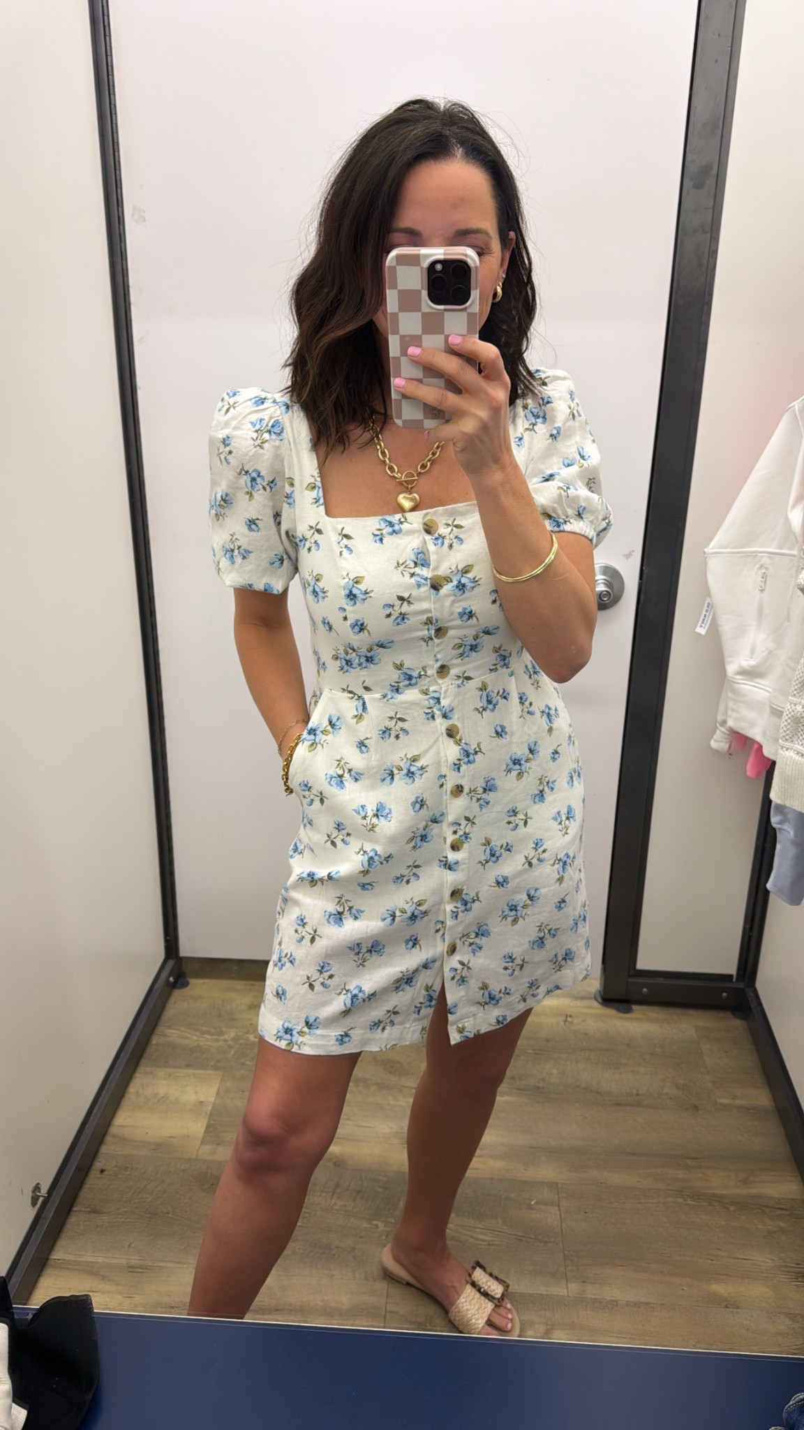 All the floral and pastel vibes for spring.


Daytime look  floral dress  chic dress  women’s dress  trendy fashion



#LTKSeasonal #LTKStyleTip