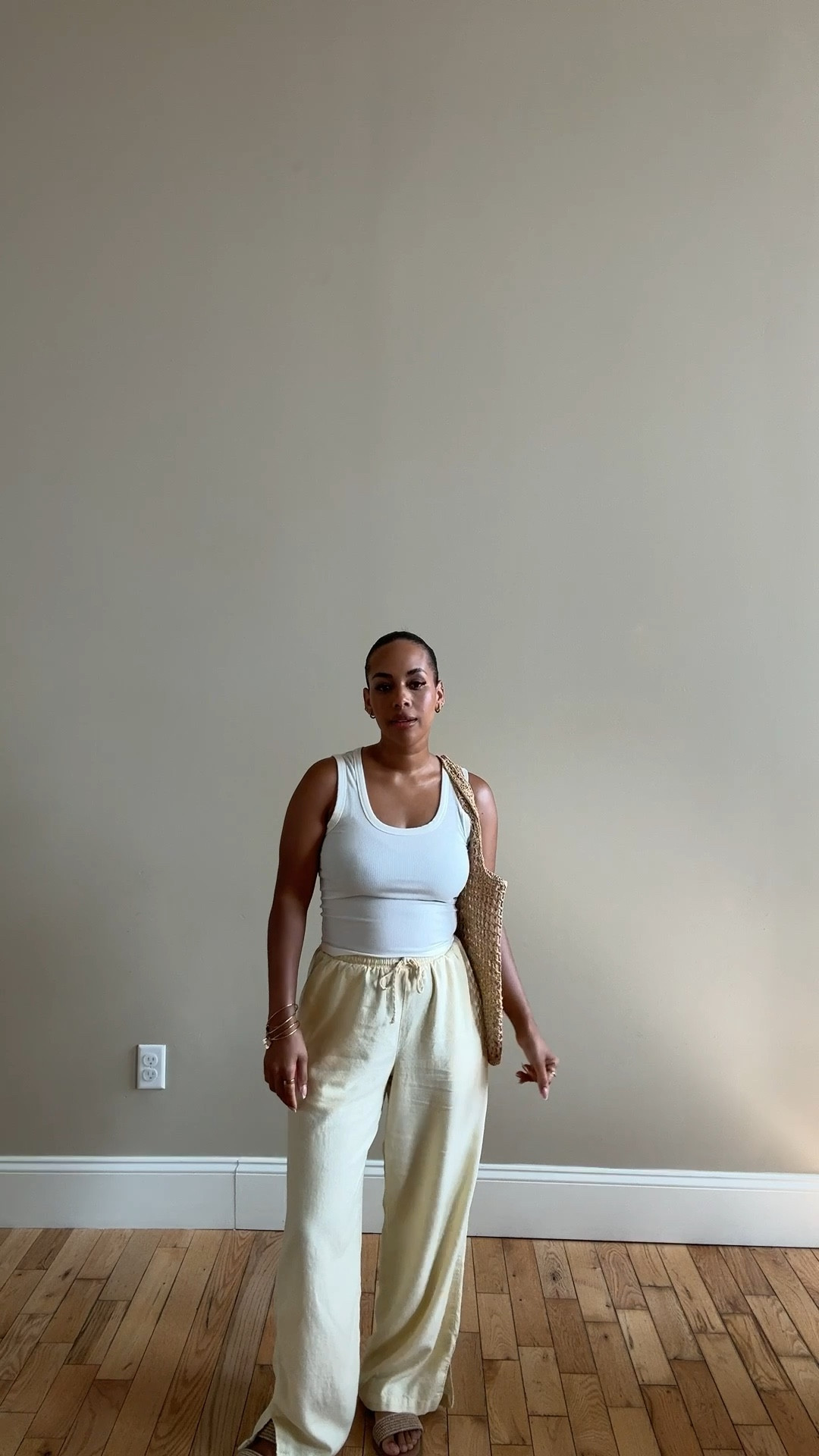 Summer mom outfit 

#LTKSeasonal #LTKFindsUnder50 #LTKStyleTip