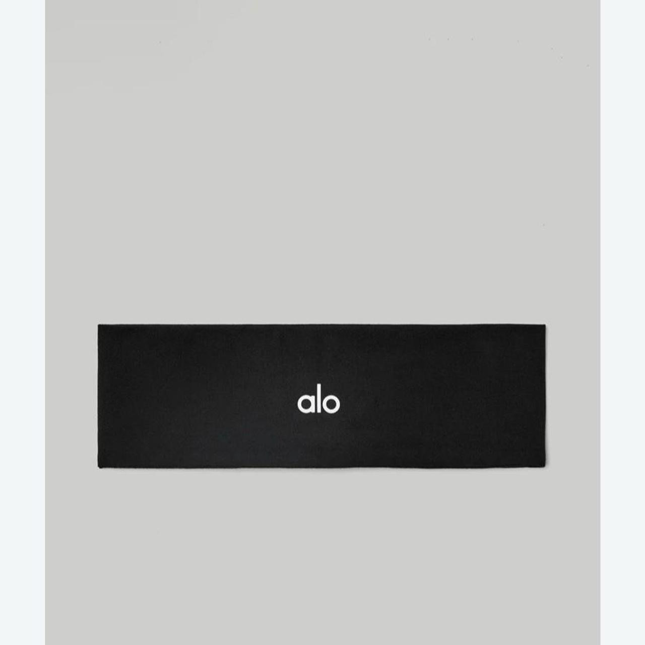 Alo Yoga black headband!!
OBO | Depop US