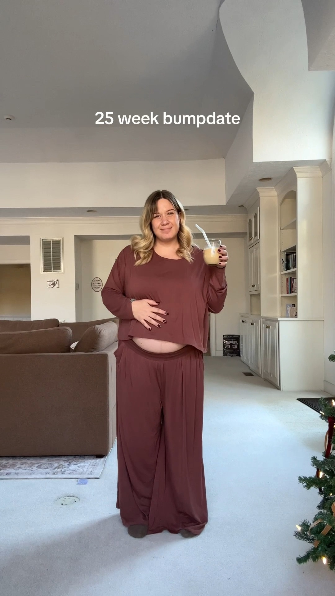 24 week bumpdate with my favorite Kindred Braverly set. It’s so comfy and the perfect bump friendly set for never leaving my house. #bumpfriendly

#LTKootd #LTKBump #LTKgrwm