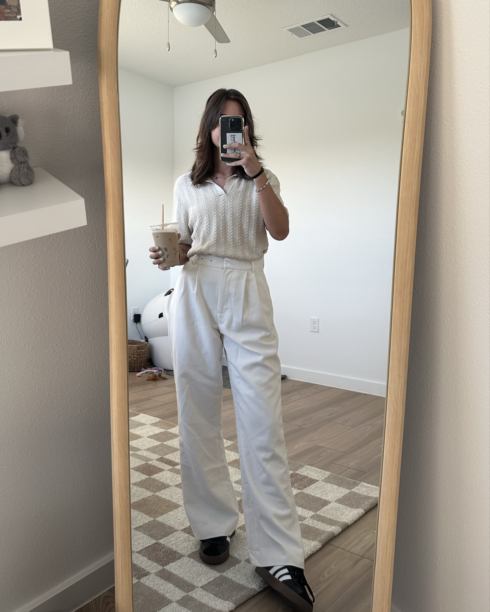 White slack pants/trousers! 

#LTKWorkwear #LTKFindsUnder100 #LTKSummerSales
