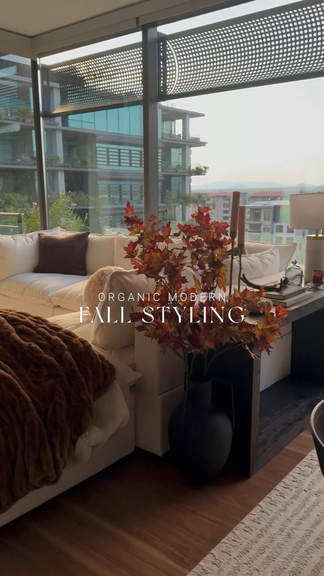 Organic modern fall styling🍂🍁

#LTKHome #LTKSeasonal