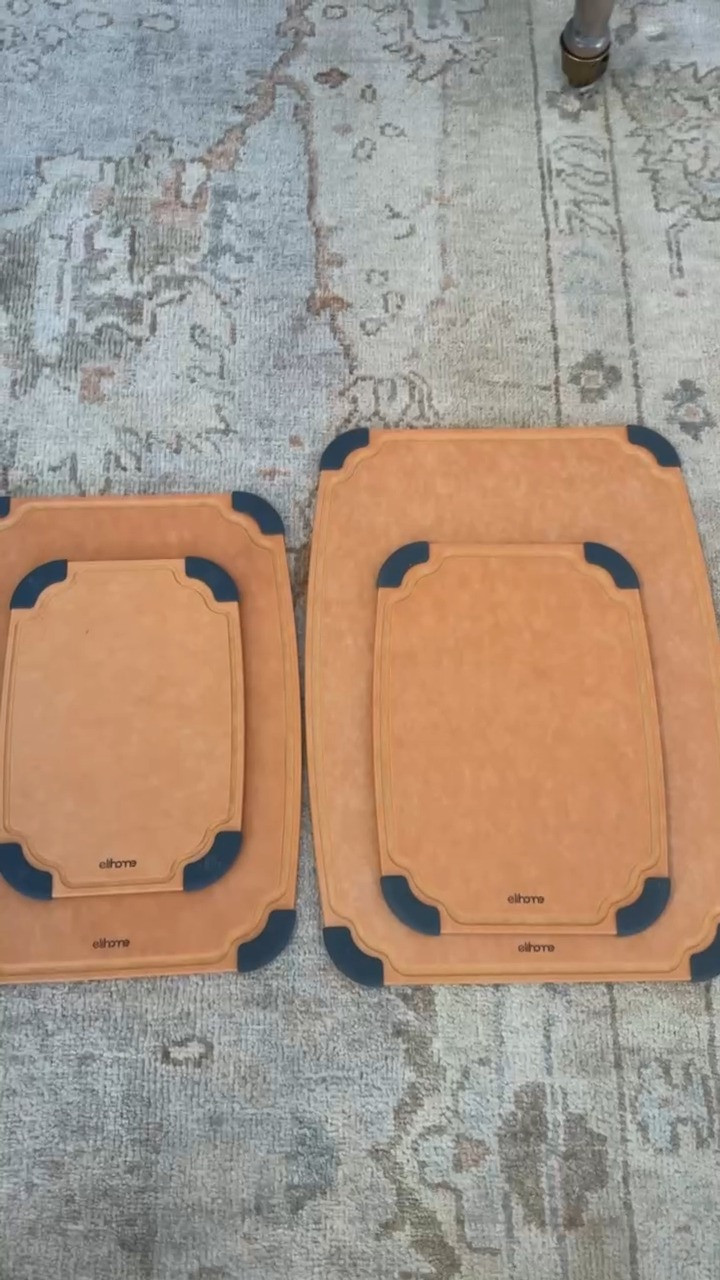 These cutting boards are a must-have for any kitchen! Durable and versatile, they're perfect for all your chopping needs.

amazon, cutting boards for home, cutting boards, kitchen essentials, Elihome, Grace White