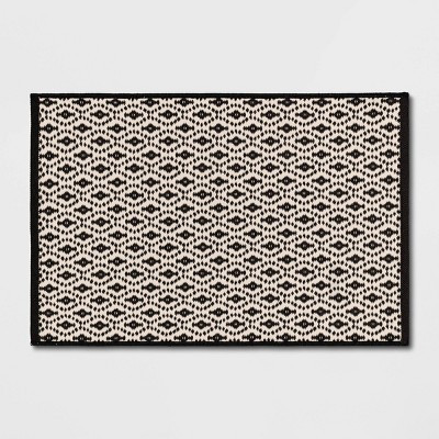 2'x3' Indoor/Outdoor Reversible Scatter Black - Sun Squad™ | Target