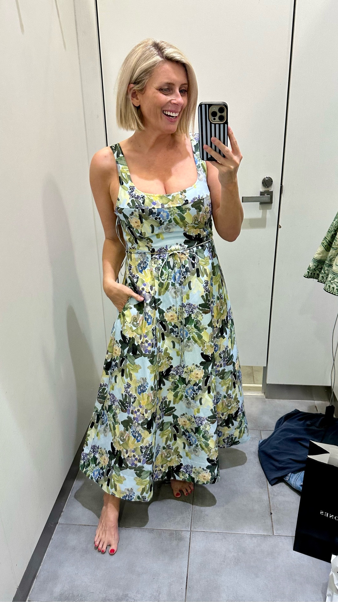 This soft floral print midi dress is absolutely stunning and would be a great option for a wedding or high-tea style event. 

I’m wearing the 12 here and it fits well through the body but it was a little tight on my 14DD bust with the seeming squishing them a bit flat  

#LTKdatenight #LTKaustralia #LTKwedding