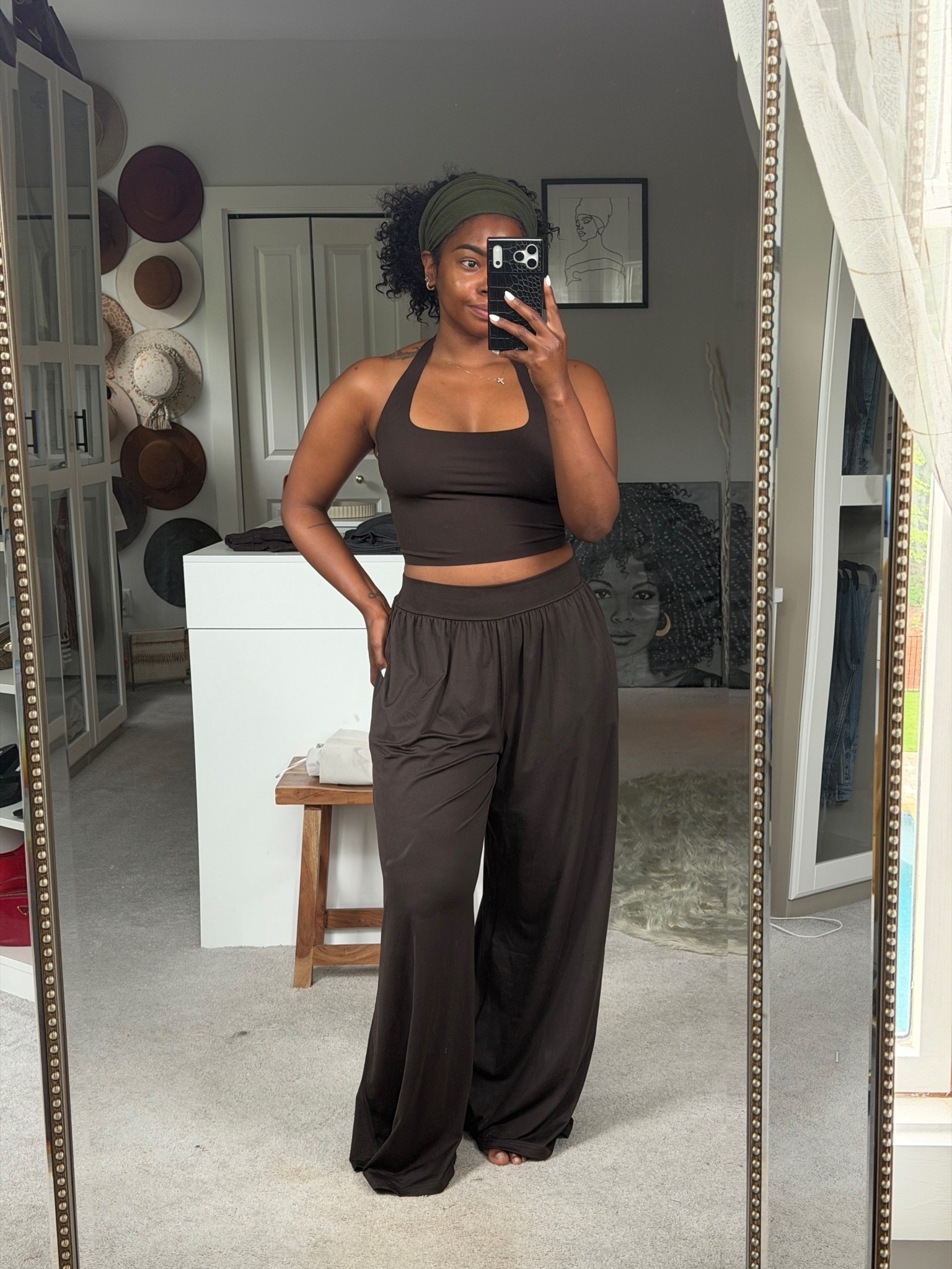 Medium in top and bottom