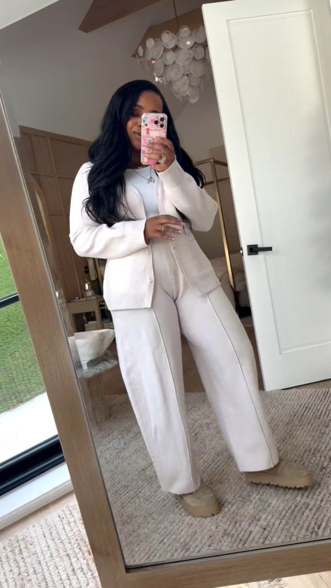 Loving this scoop set!

#LTKgrwm #LTKootd #LTKMidsize