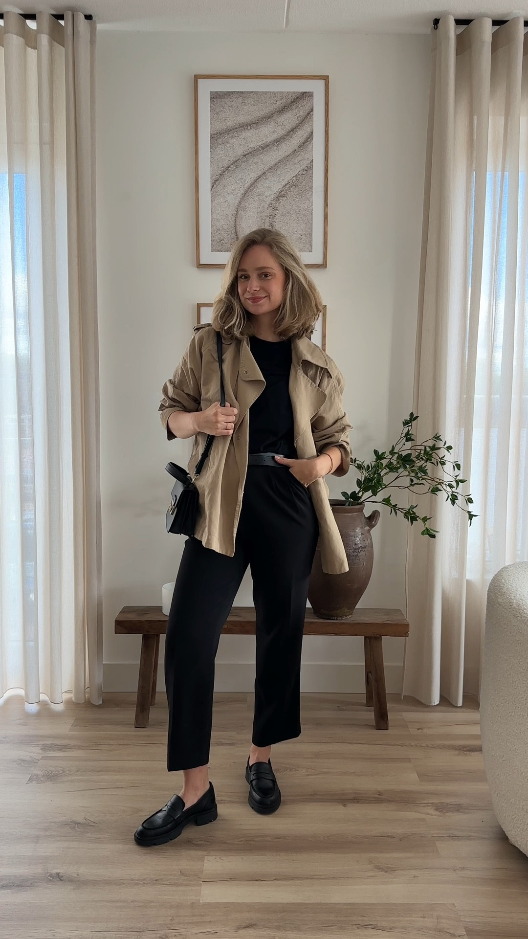 Short trenchcoat, black trousers, black tshirt, Furla bag and black loafers 🖤

#LTKstyletip #LTKworkwear #LTKSeasonal