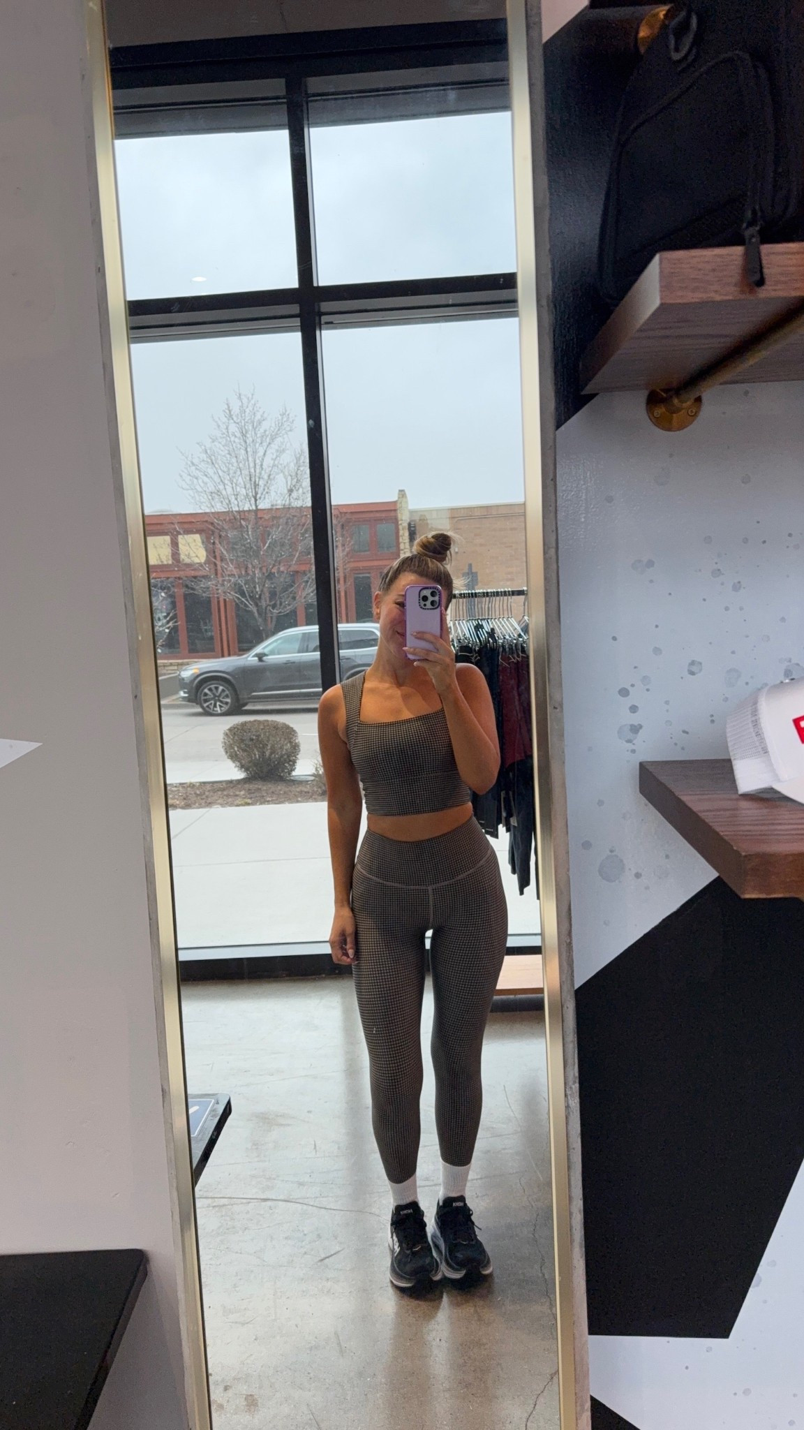 Houndstooth Abercrombie workout set athletic legging set fitness outfit 

Wearing my usual smalls

Factor code: 50emerson
Js health code: emerson15

#LTKFindsUnder100 #LTKActive #LTKStyleTip