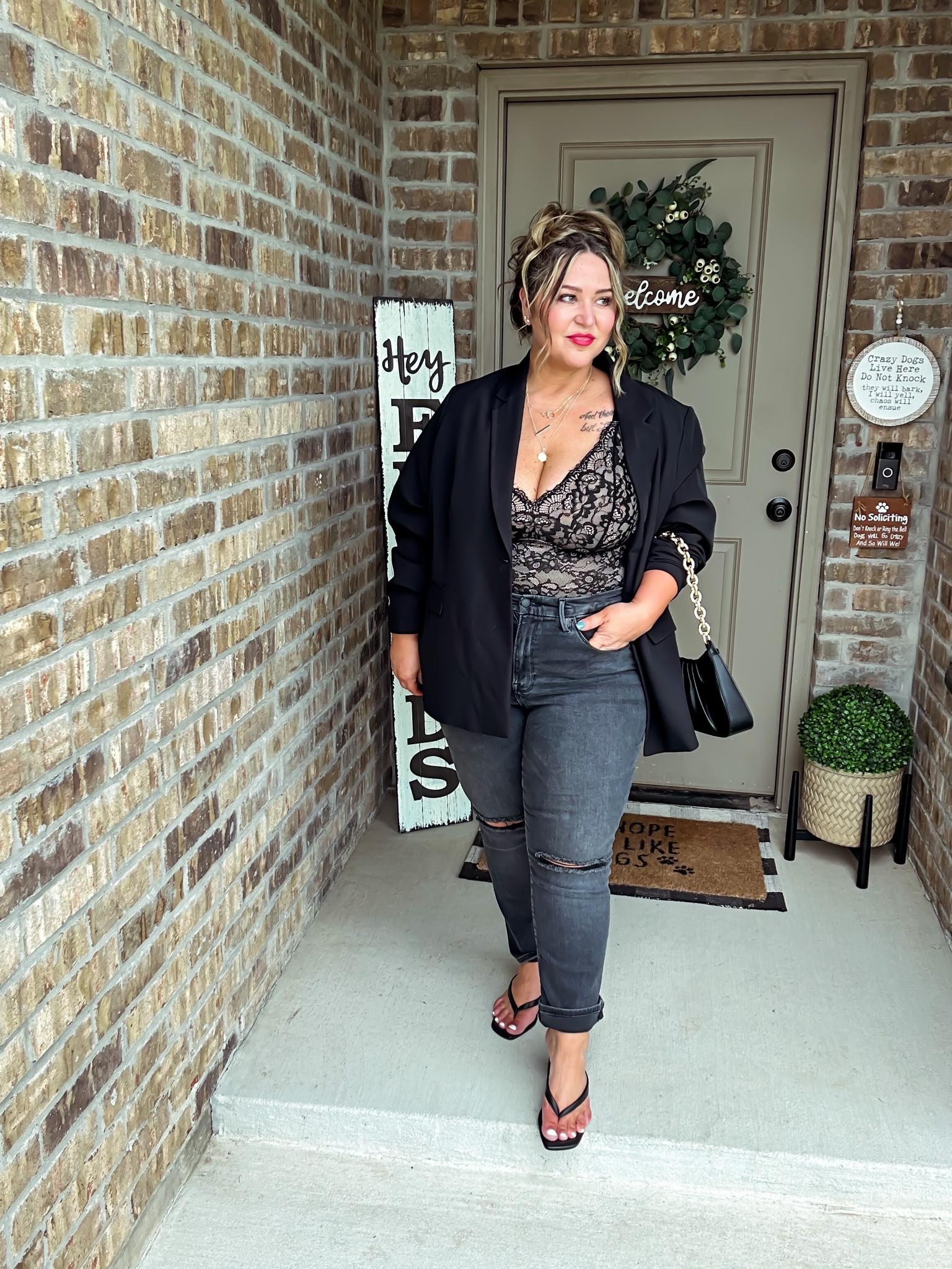 Blazer size 3X (sized up for this oversized fit) 
Bodysuit size xxl tts
Jeans size 14-18
Shoes tts

#LTKcurves #LTKunder50 #LTKstyletip