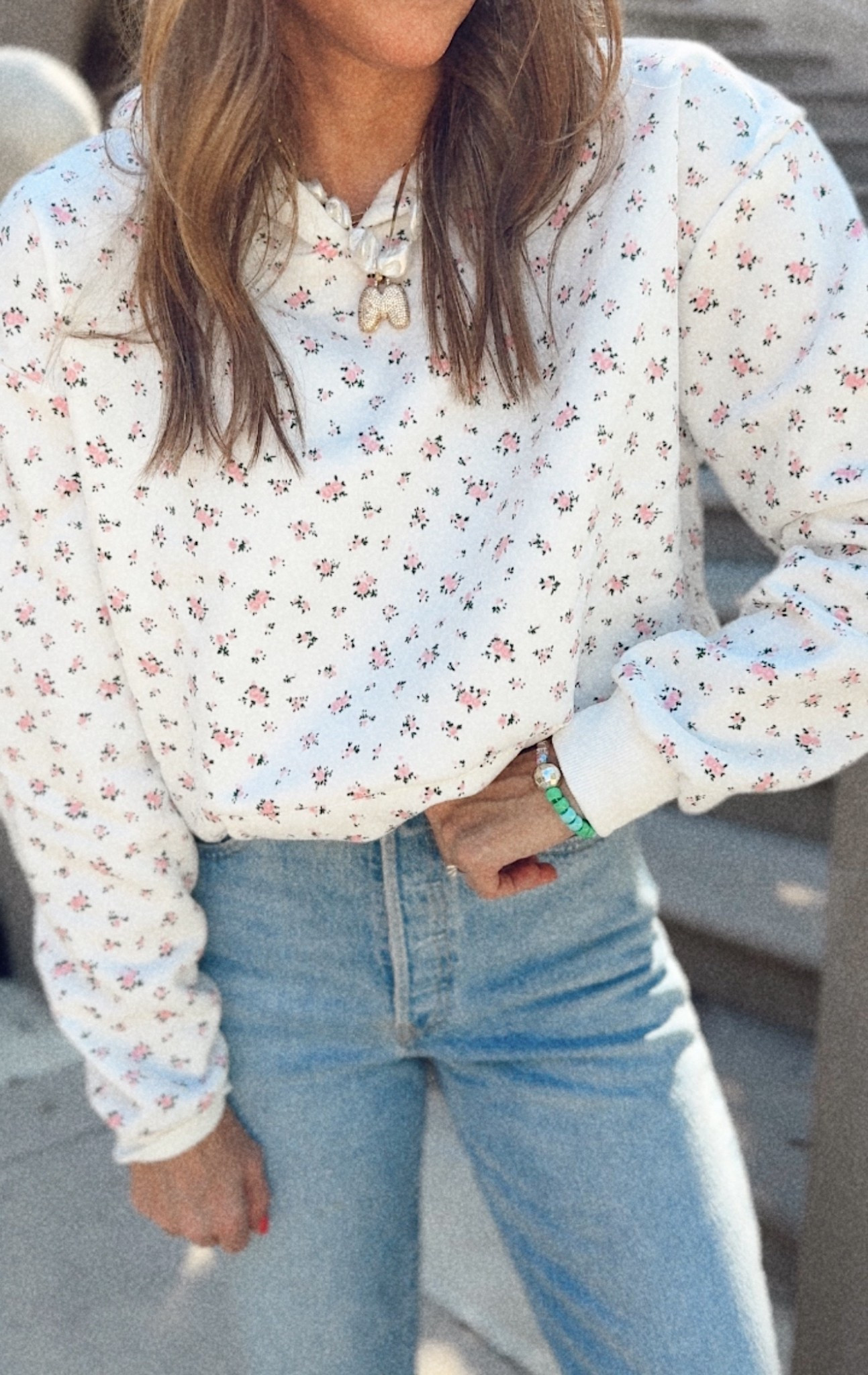 This sweatshirt is ADORABLE🤩 had to go back and order more colors! Spices up your traditional sweatshirt outfit with no effort!!! 
Wearing Mediums! 

#LTKStyleTip #LTKSeasonal #LTKFindsUnder50