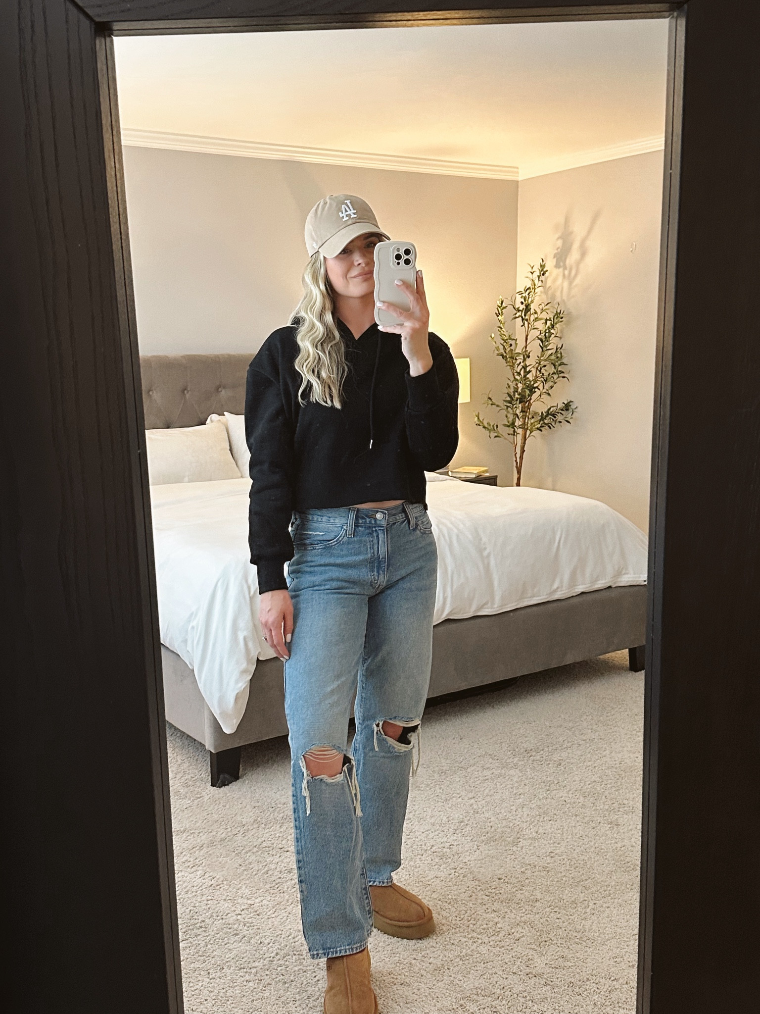 Cute and easy outfit for running errands or school drop off! 

#LTKStyleTip #LTKMostLoved