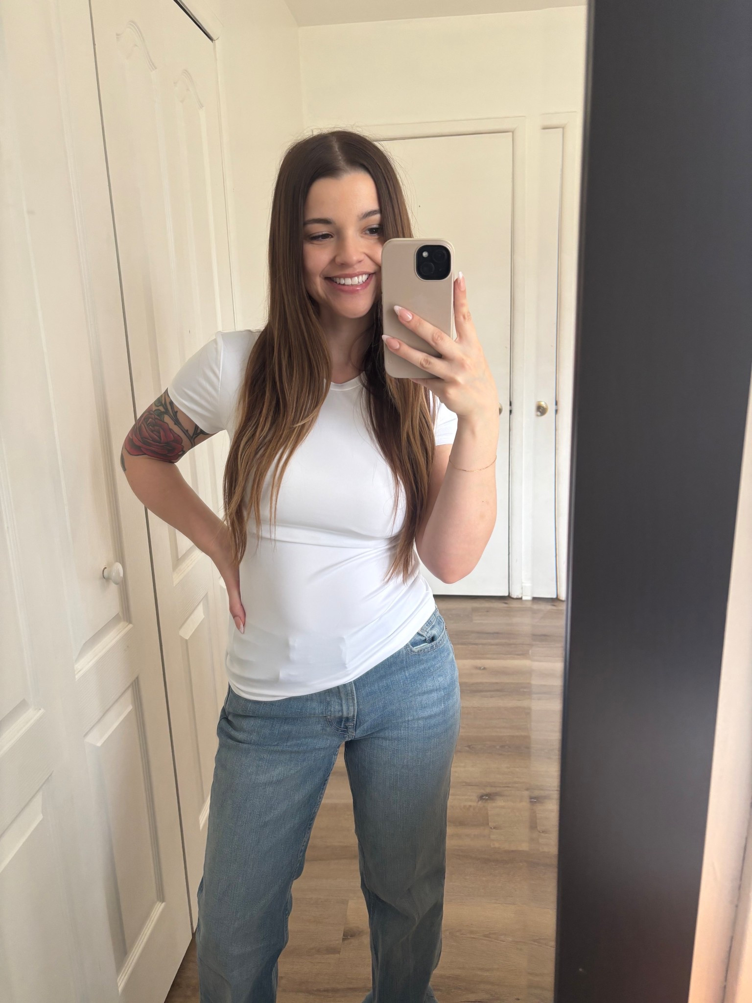 H&M fitted tee and jeans 

#LTKootd