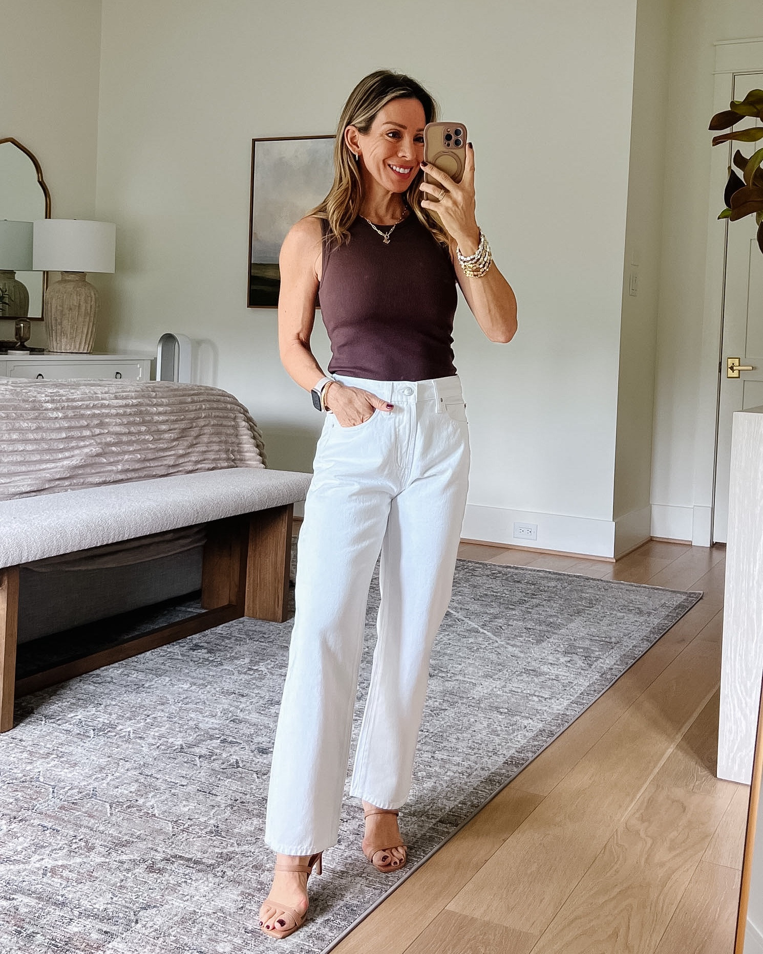 Fall style faves • Ribbed knit tanks & white jeans • love this for wfh @Quince @abercrombie 

Top Fit: XS (has a built in bra, consider sizing up if you have a larger chest) 

Jeans Fit: I’m wearing a 25