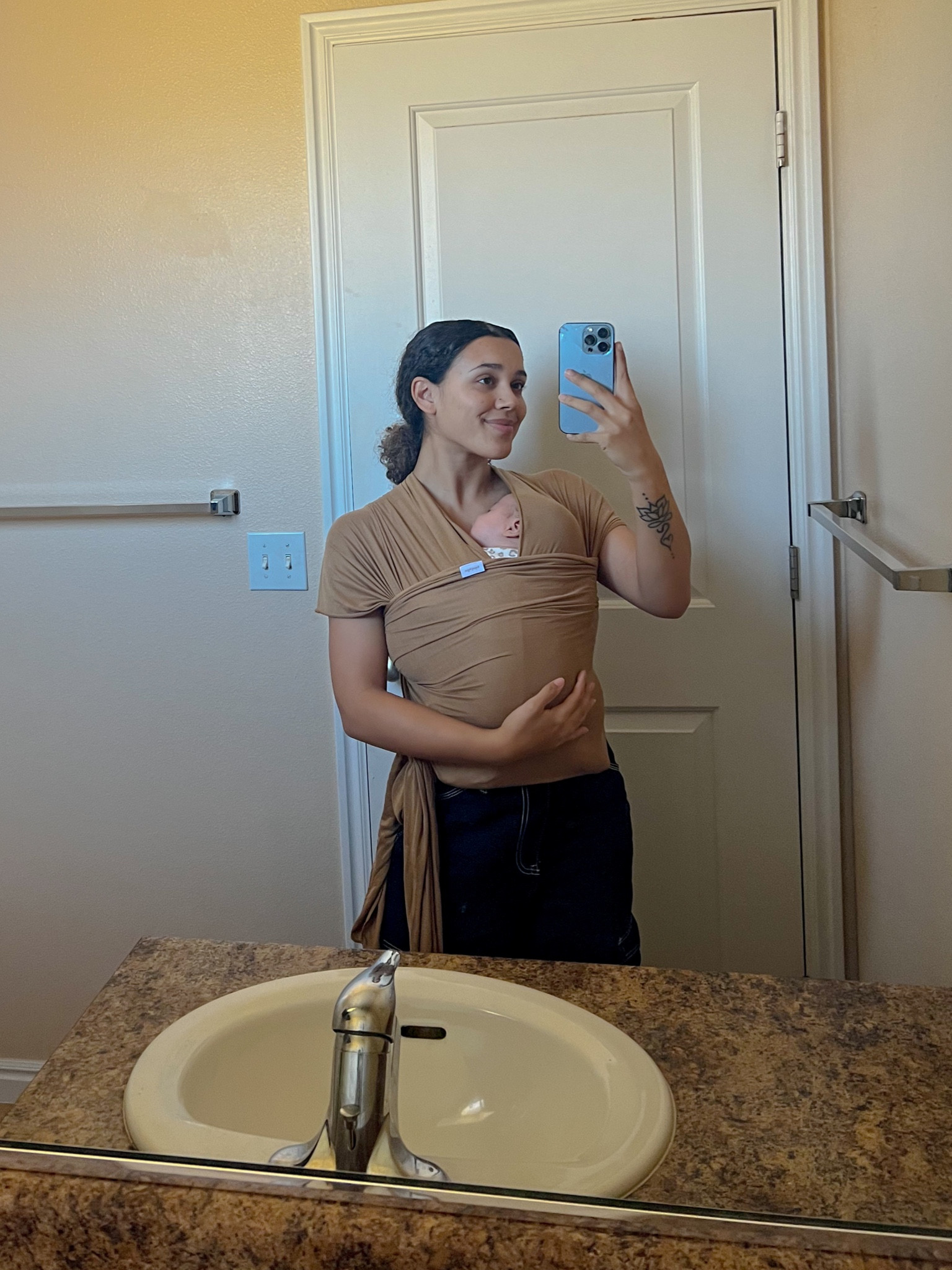 Solly baby wrap :) 


#LTKstyletip #LTKbaby #LTKfamily