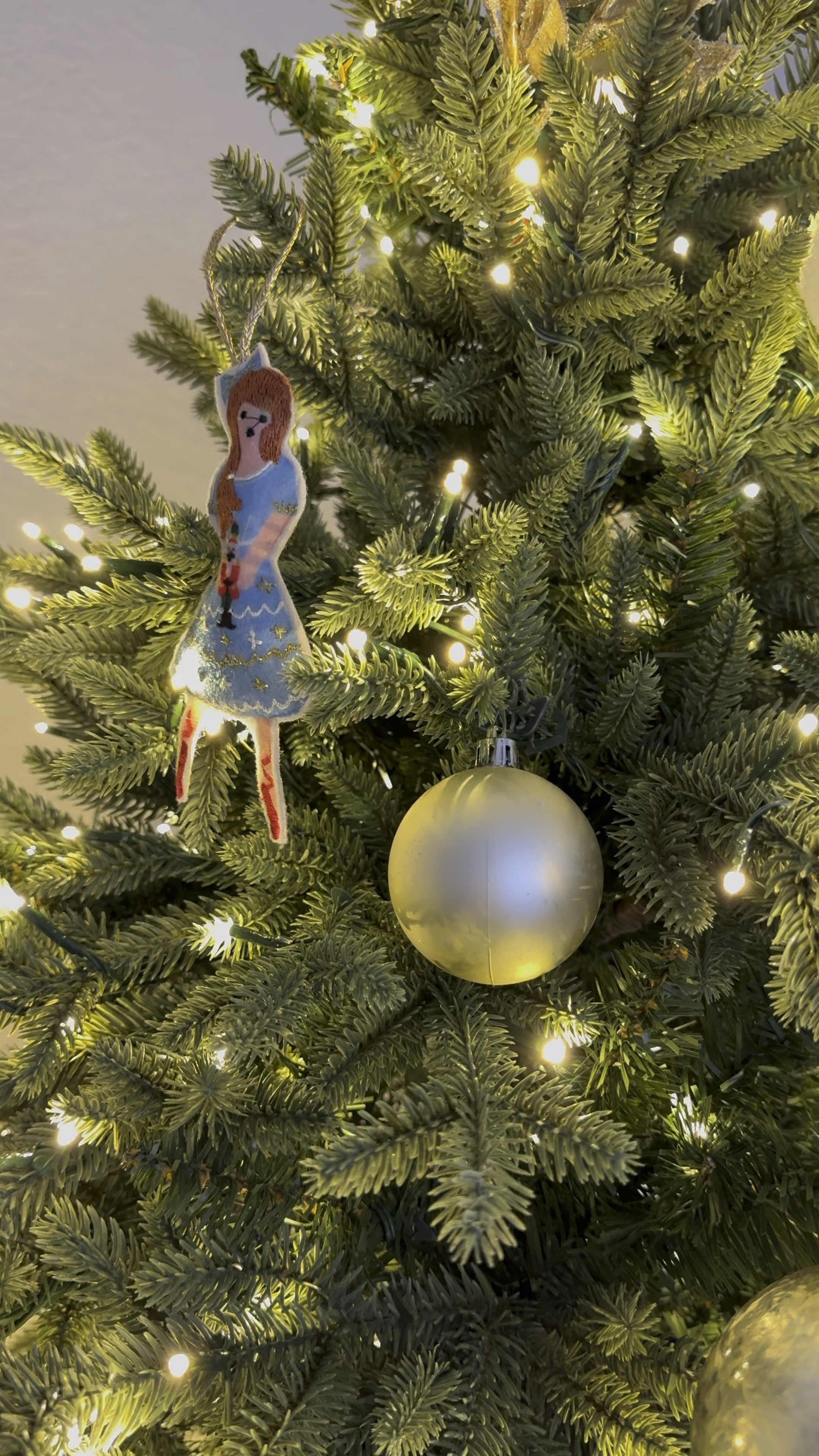 Holiday decorating is extra special with Rifle Paper Co 🎄

I love adding new pieces each year from their holiday collection. And this year I added the new Nutcracker ornaments to our tree. They are so classic and timeless!

#LTKVideo #LTKHoliday #LTKhome