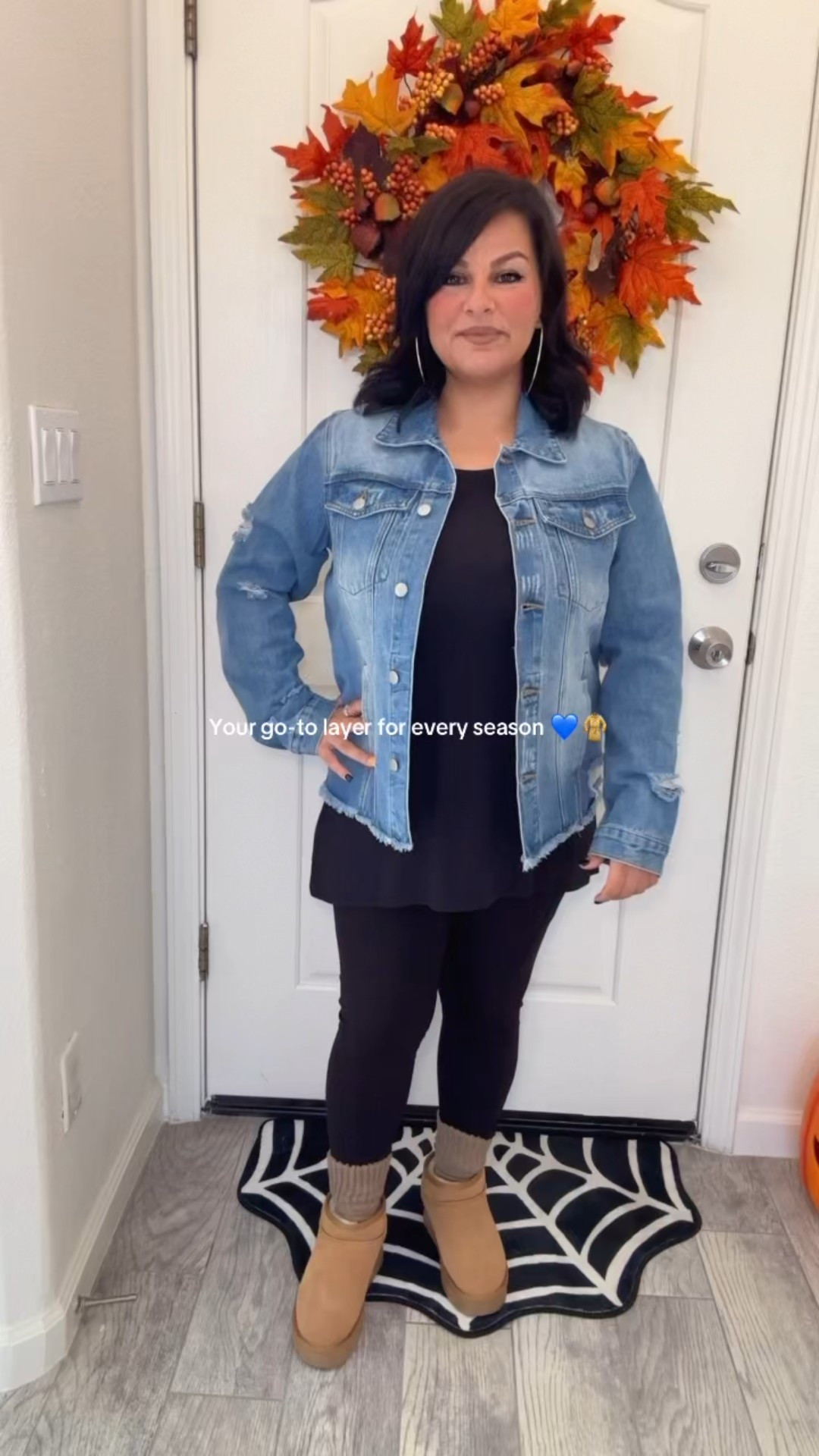 The timeless jean jacket you’ll reach for again and again 💫 #DenimStyle #CasualChic #LayeredLook