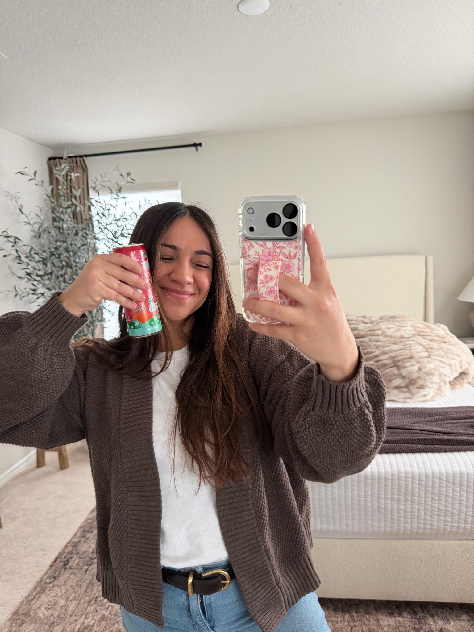 outfit of the day 

#quince #sweater #ootd #cozysweater

#LTKmomlife #LTKootd #LTKgrwm
