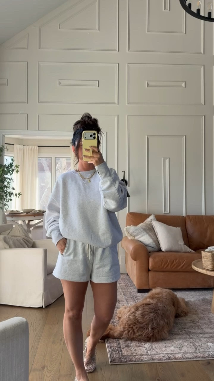 Love a good gray matching set! This one is perfect for spring mornings 🤍

#LTKSeasonal #LTKootd #LTKgrwm