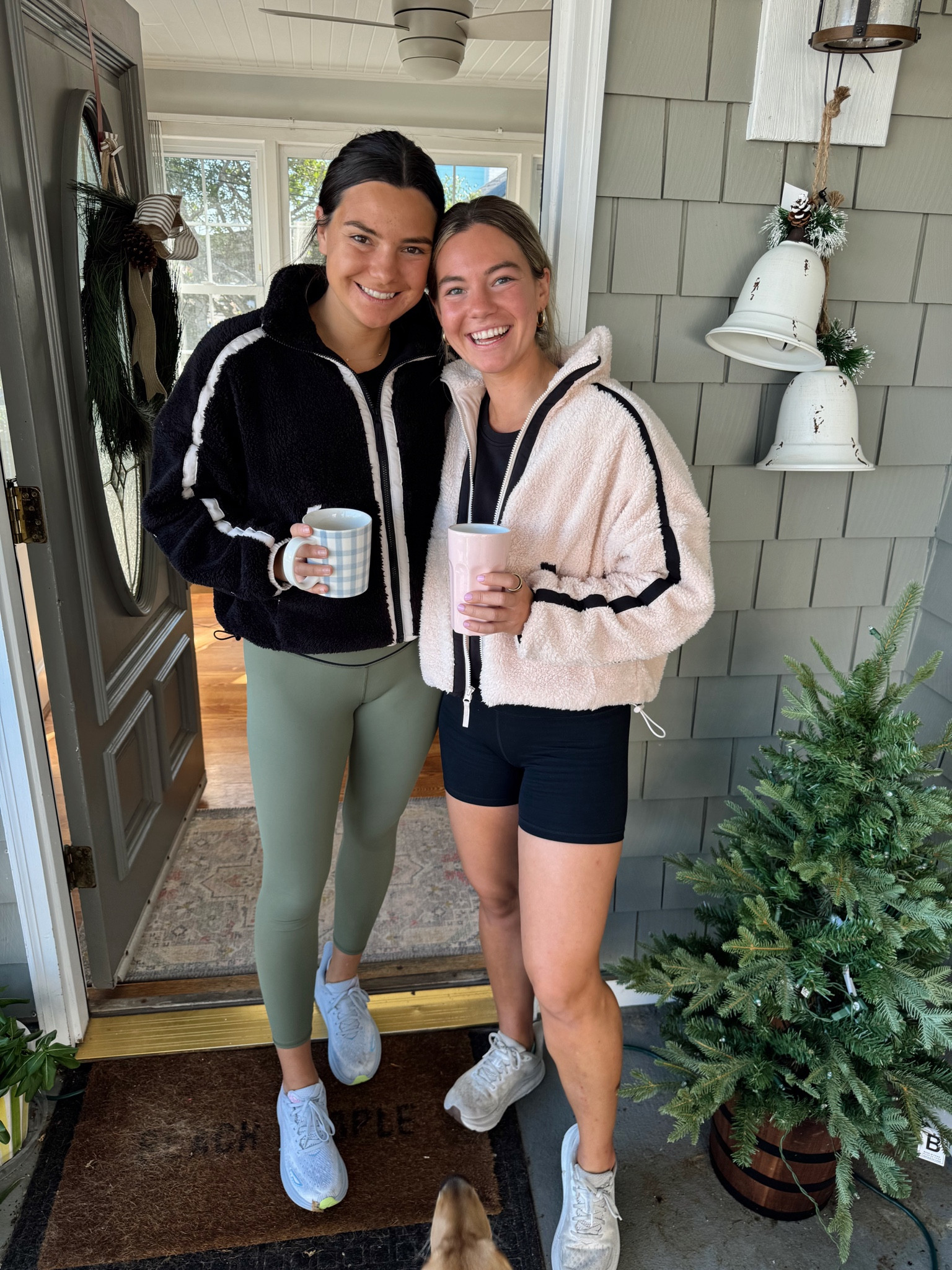 Comfortable and cozy jacket!! Women’s fashion!! Target new arrivals!! White is size S. Black is size M

#LTKHoliday #LTKGiftGuide #LTKCyberWeek