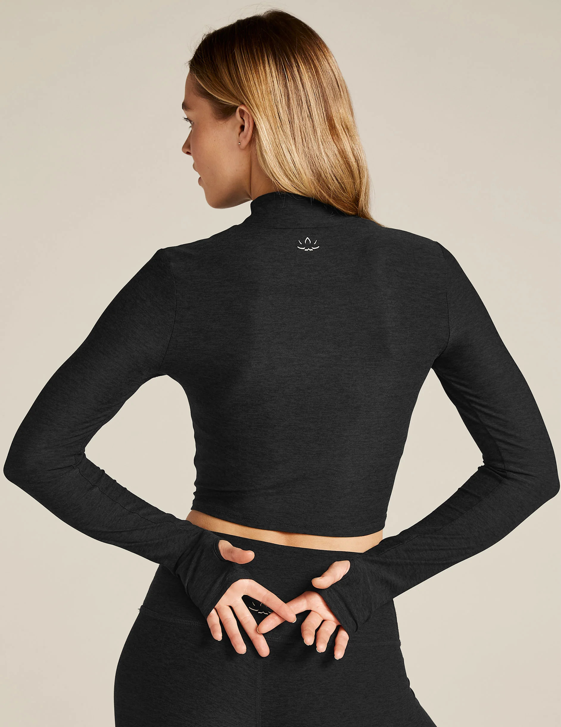 Featherweight Moving On Cropped Pullover | Beyond Yoga | Beyond Yoga