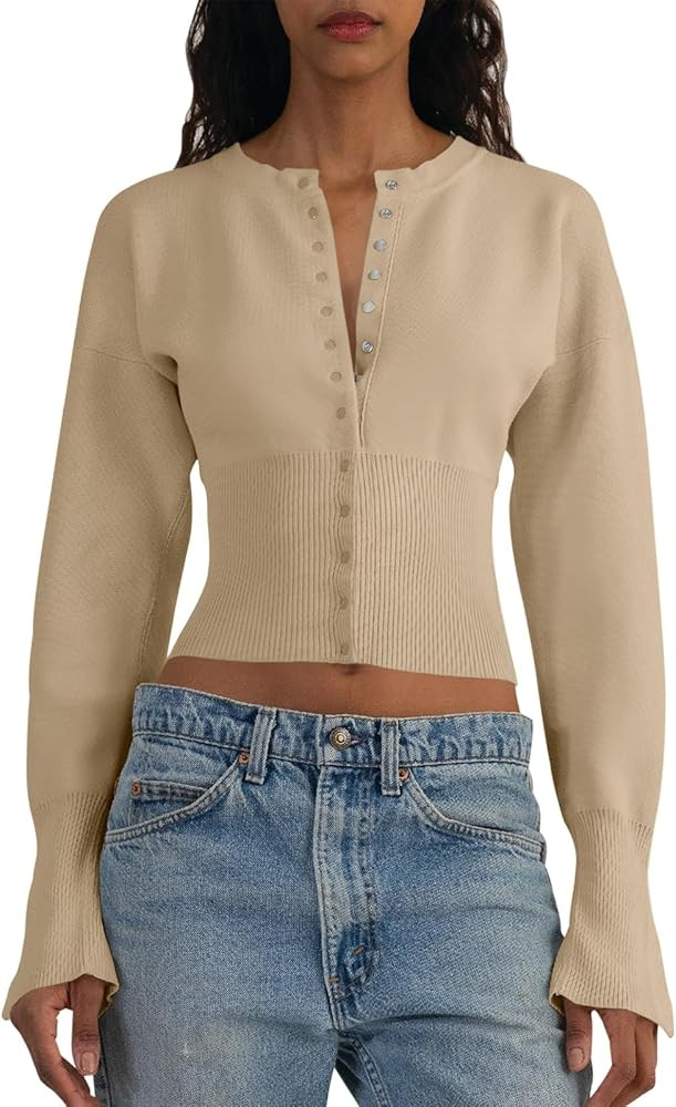 Suéteres recortados para mujer Saodimallsu, botones, manga larga, cuello en V, acanalado, ajuste... | Amazon (US)