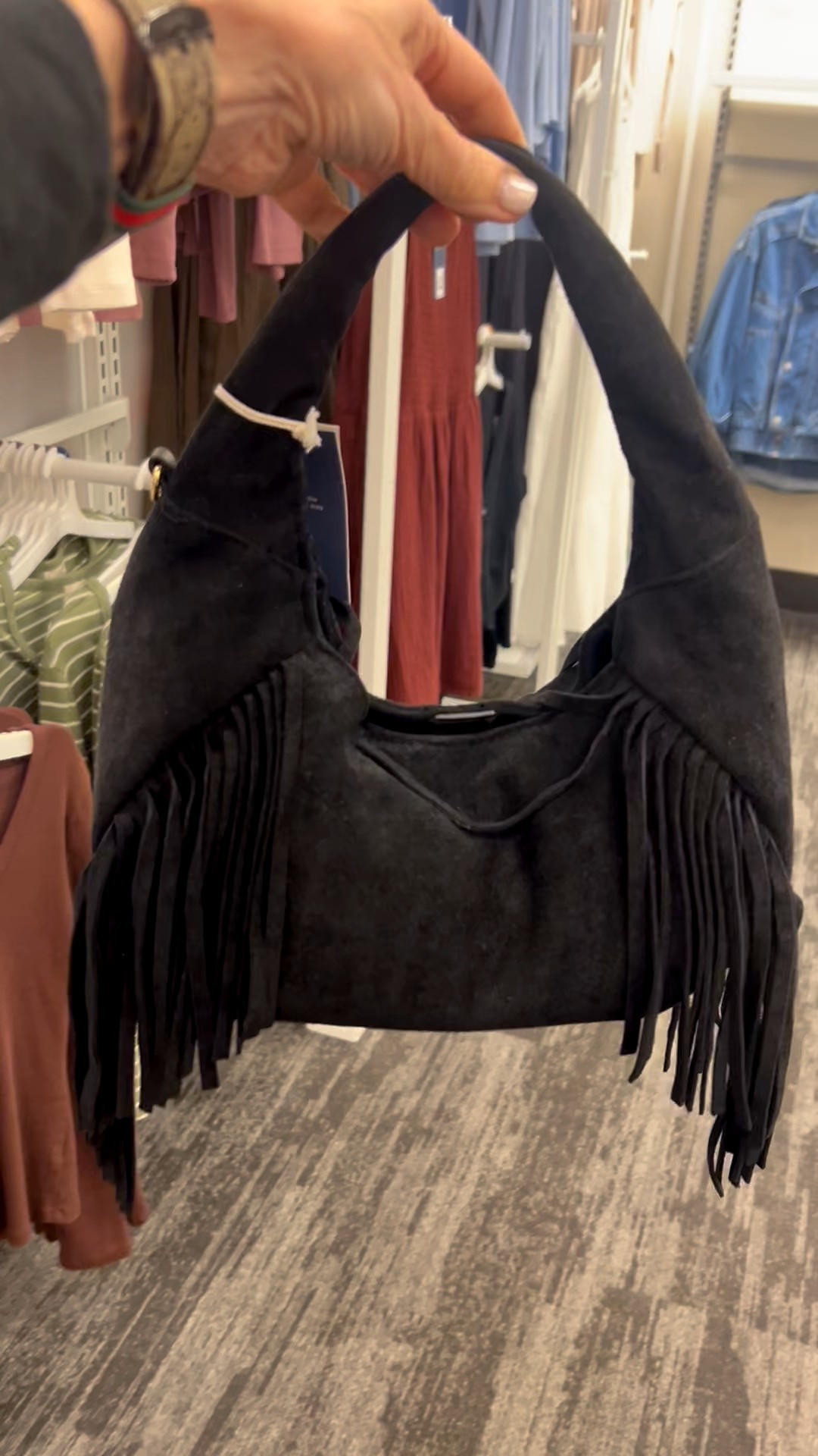 black fringe handbag

#LTKootd #LTKFindsUnder50 #LTKSeasonal