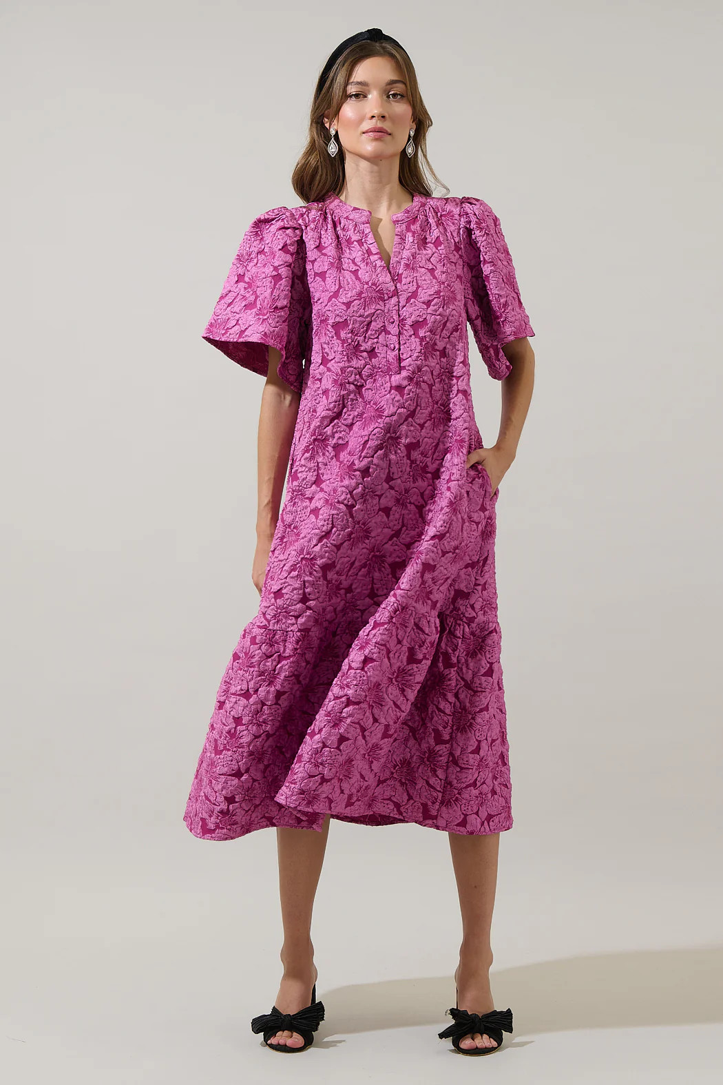 Arielle Jacquard Floral Ely Midi Dress | Sugarlips