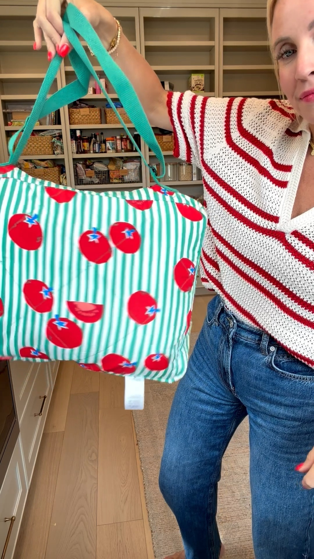 These outdoor blankets would be the perfect Mother’s Day gift! Don’t mind me not noticing that the sensor is still on the lemon one 😵‍💫

#LTKmomlife #LTKKids #LTKMothersDay