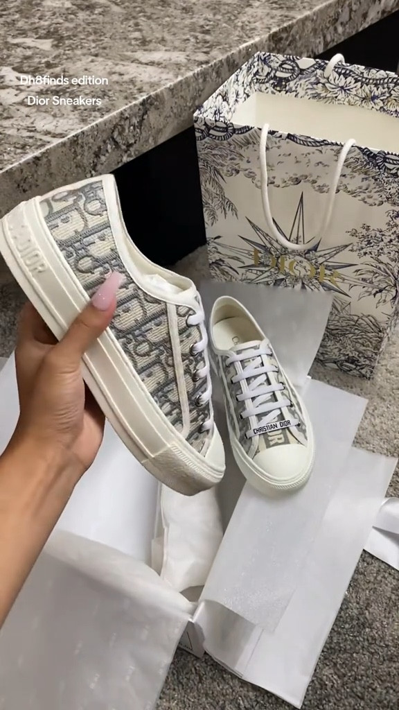 Link➡️ https://sale.dhgate.com/cUtbyu83 — Designer-Inspired Dior Sneakers - Great quality and eye-catching design, they really stand out #LTKshoes #LTKdupe #LTKstyle #LTKunder100 #LTKstreetstyle #LTKwomen #LTKmen #LTKfinds #LTKfashion #LTKfootwear

#LTKStyleTip #LTKShoeCrush 

#LTKFindsUnder50