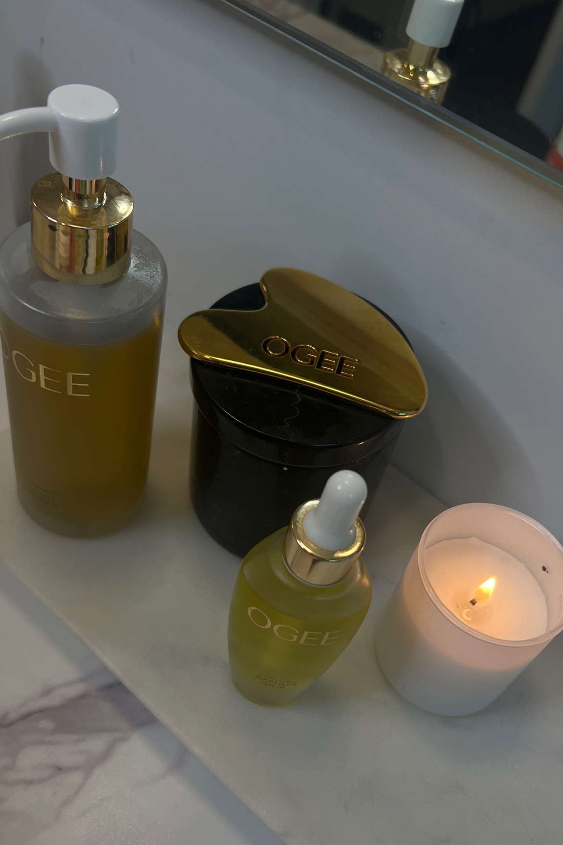 ogee skincare must haves: cleansing oil, sculptor (gua sha) and jojoba oil

#LTKfindsunder100 #LTKGiftGuide #LTKbeauty
