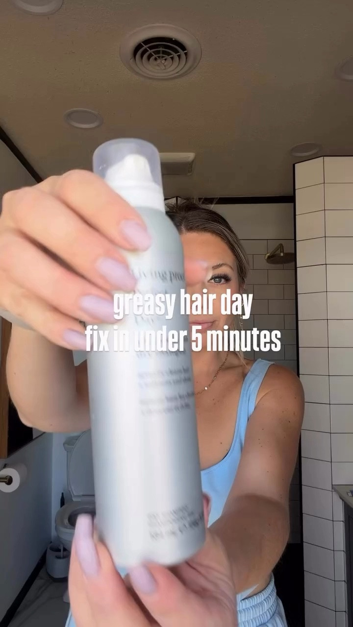 QUICK HAIR FIX. LEGGOOO

#LTKselfcare #LTKmomlife #LTKgrwm