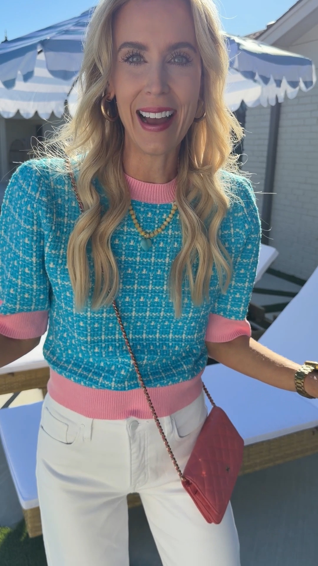 How gorgeous is this blue and pink sweater from @shopavara?!