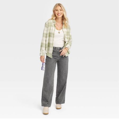 How cute are these jeans for fall from Target!! 

#falltrends #target #jeans #highwaisted #straightleg #workwear #teacher #seasonal #jeanoutfit 

#LTKsalealert #LTKSeasonal #LTKworkwear