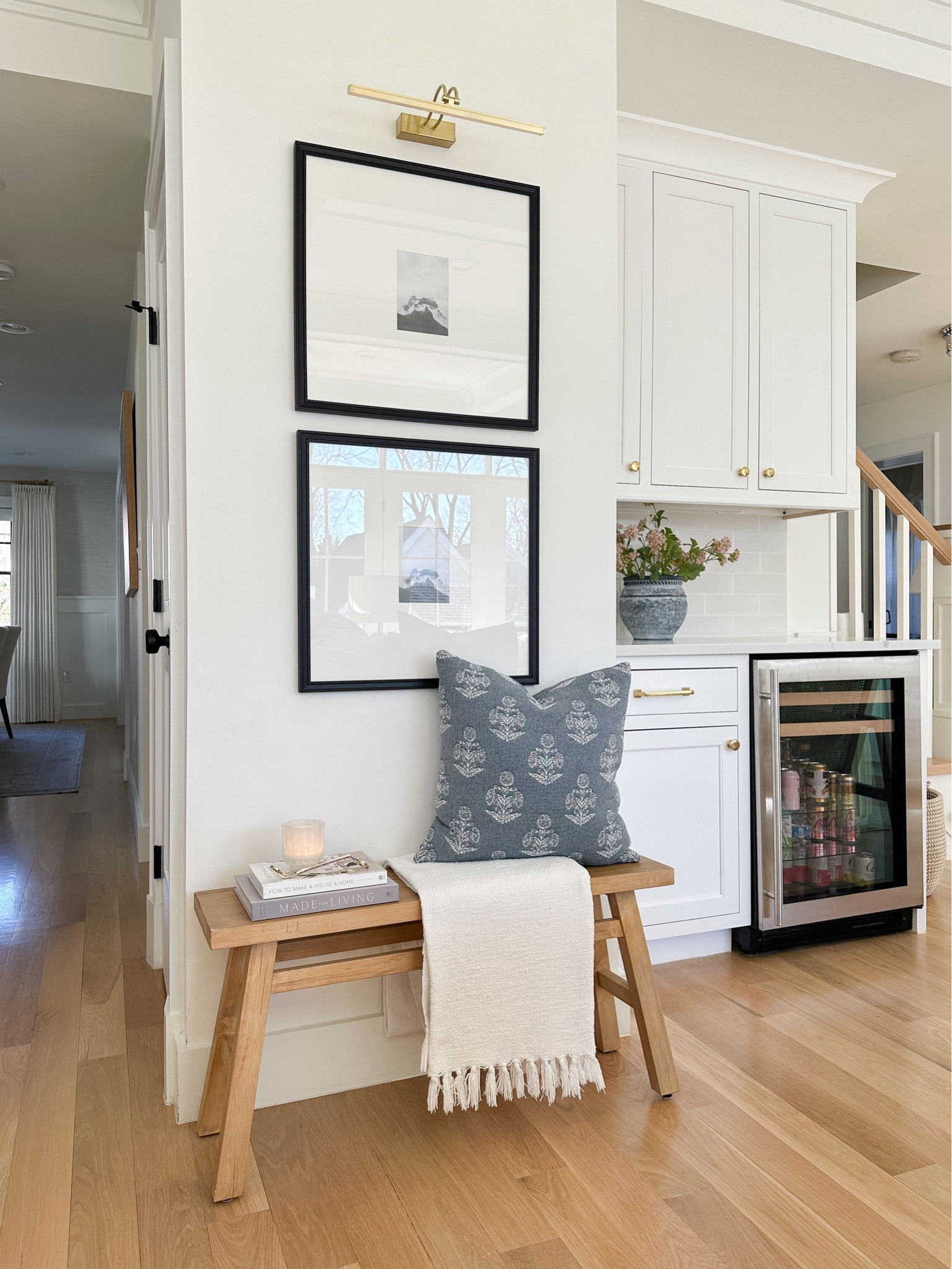 Target finds, gallery wall, picture frames wireless picture light in brass, target bench, small space styling, studio mcgee Target 

#LTKSaleAlert #LTKHome #LTKStyleTip