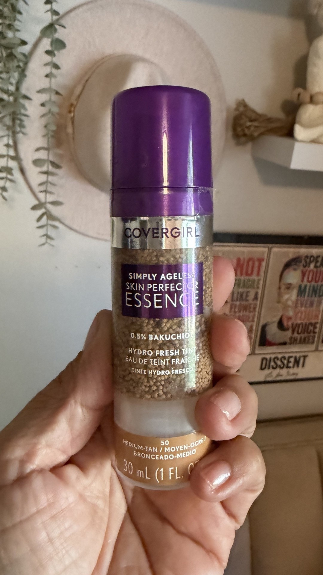 ⭐️⭐️⭐️
Not a dupe, solid formula

#LTKBeauty #LTKOver40